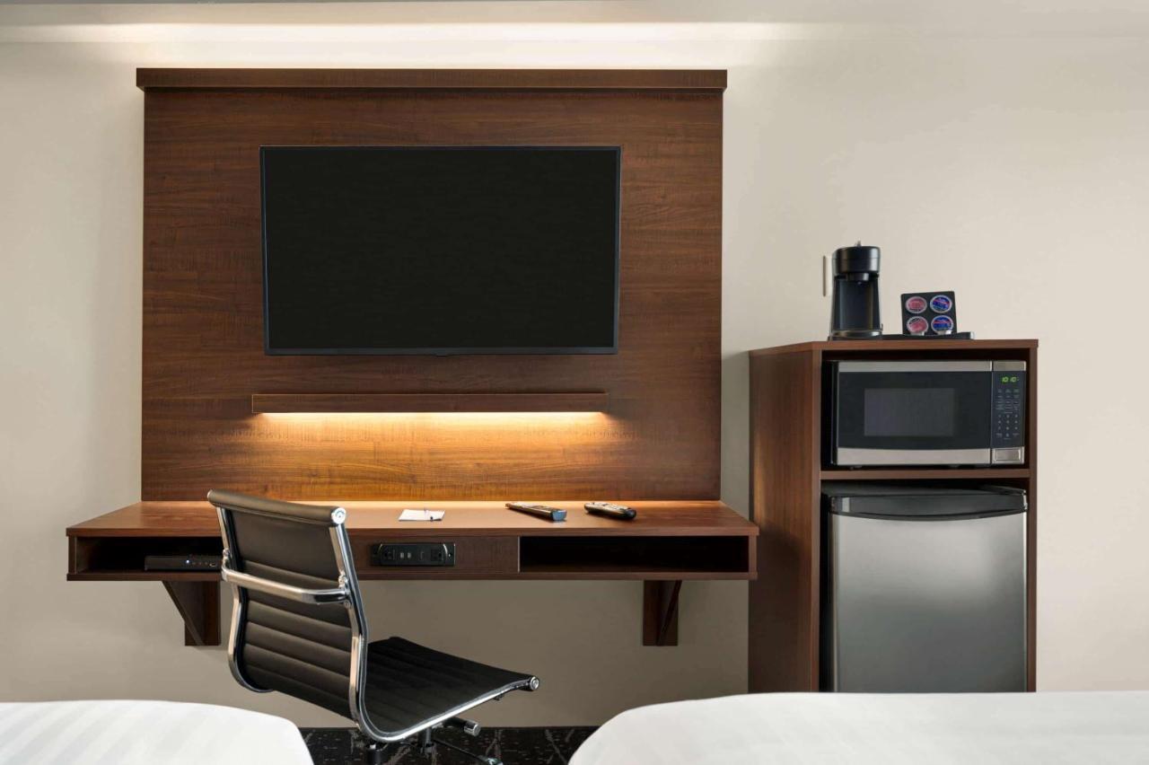 Microtel Inn & Suites By Wyndham Antigonish Zewnętrze zdjęcie